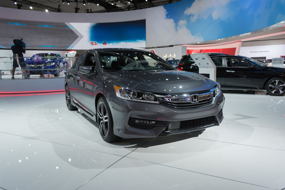 2016 Honda Accord Sport_shutterstock 342068840