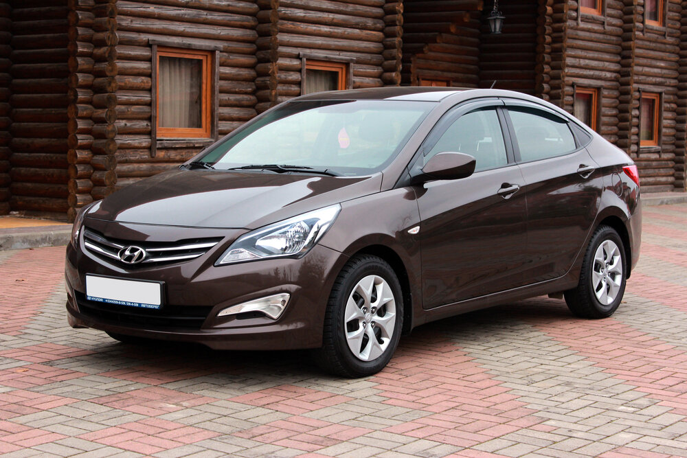 2016 Hyundai Accent_shutterstock 1946913340