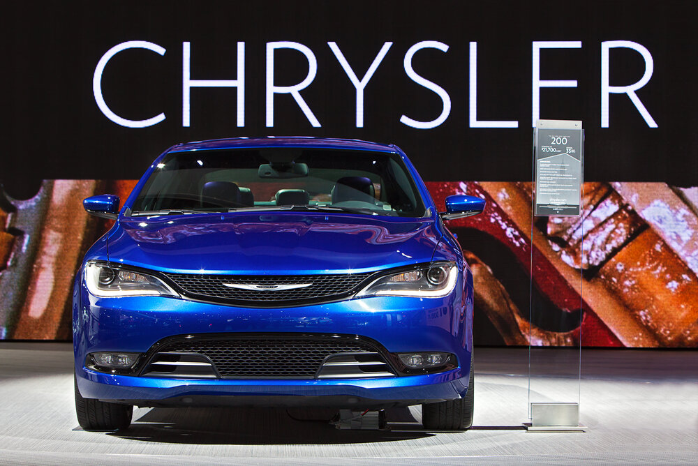 Chrysler 200C_shutterstock 172455392