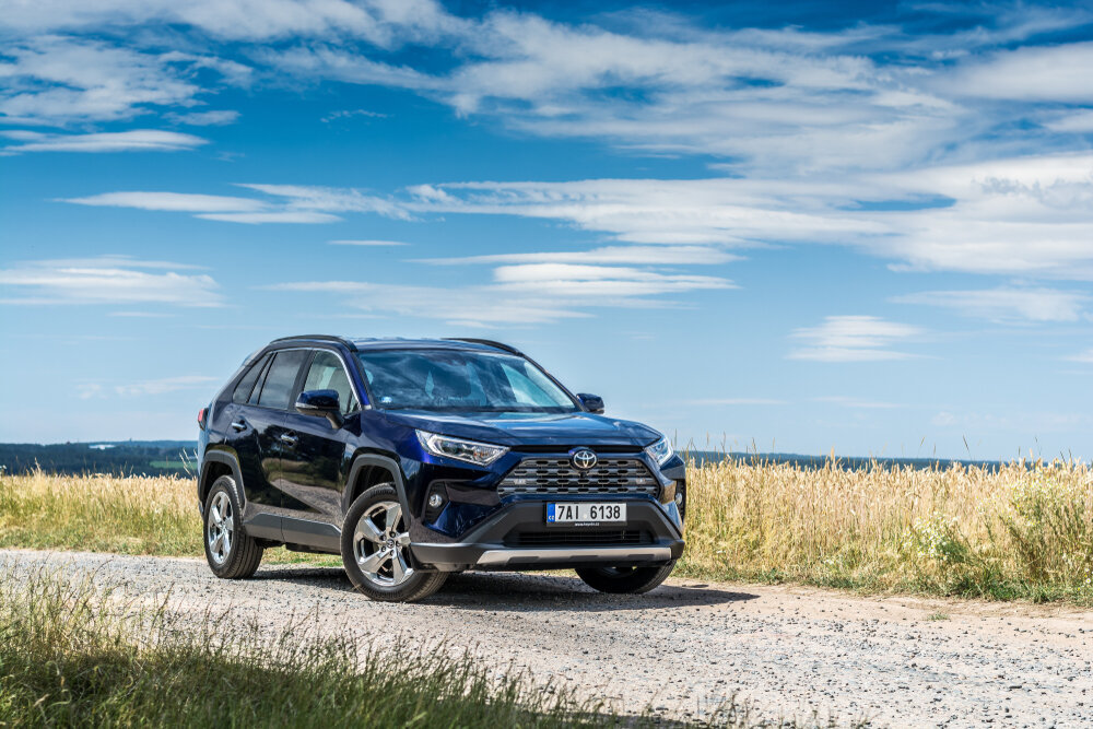 2019 Toyota RAV4_shutterstock 1493928260