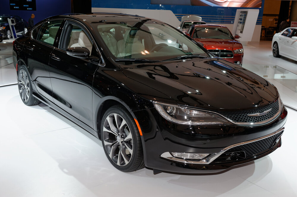 2015 Chrysler 200_shutterstock 177685223