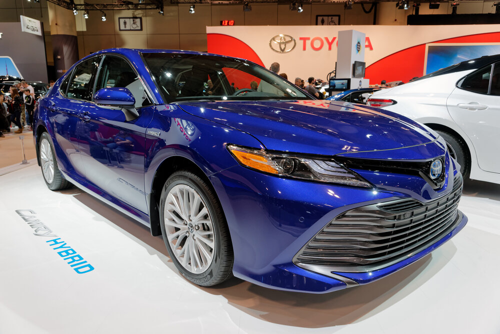 2018 Toyota Camry Hybrid_shutterstock 601267121