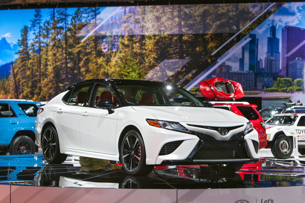 2019 Toyota Avalon_shutterstock 1025315932