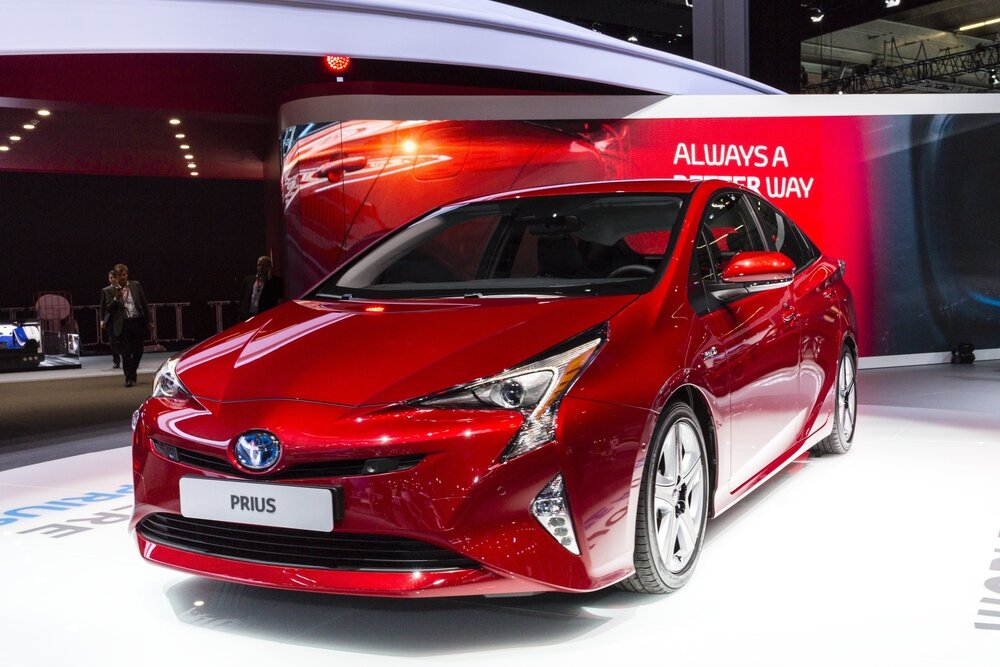 2016 Toyota Prius_shutterstock 323654555