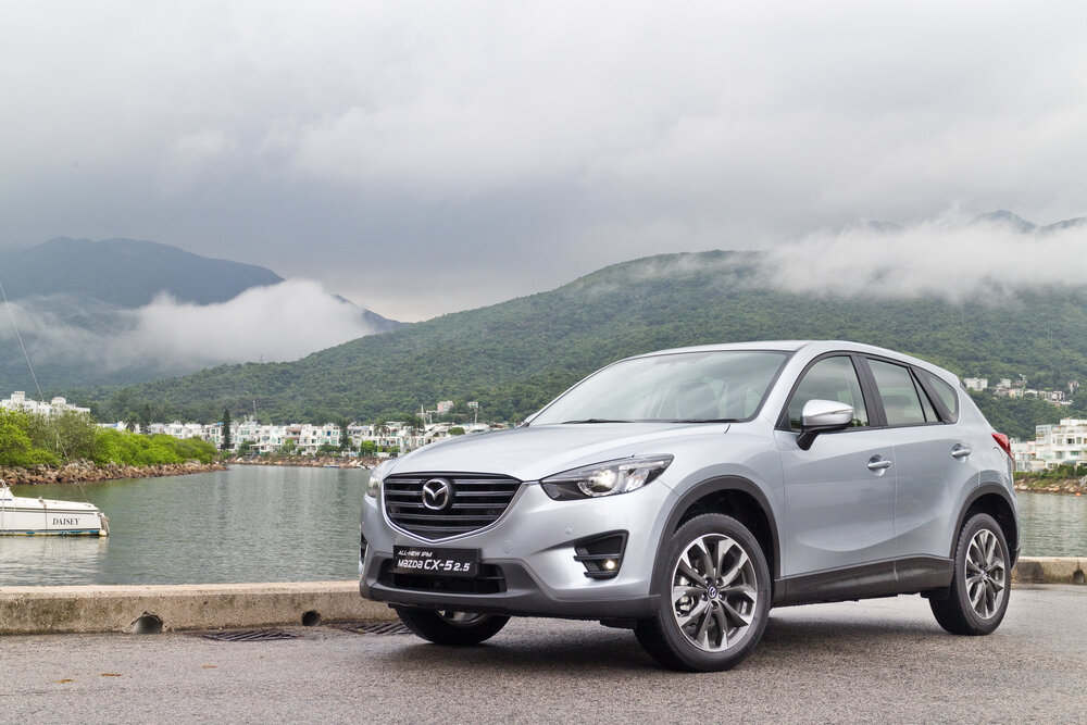 2015 Mazda CX 5_shutterstock 304876979