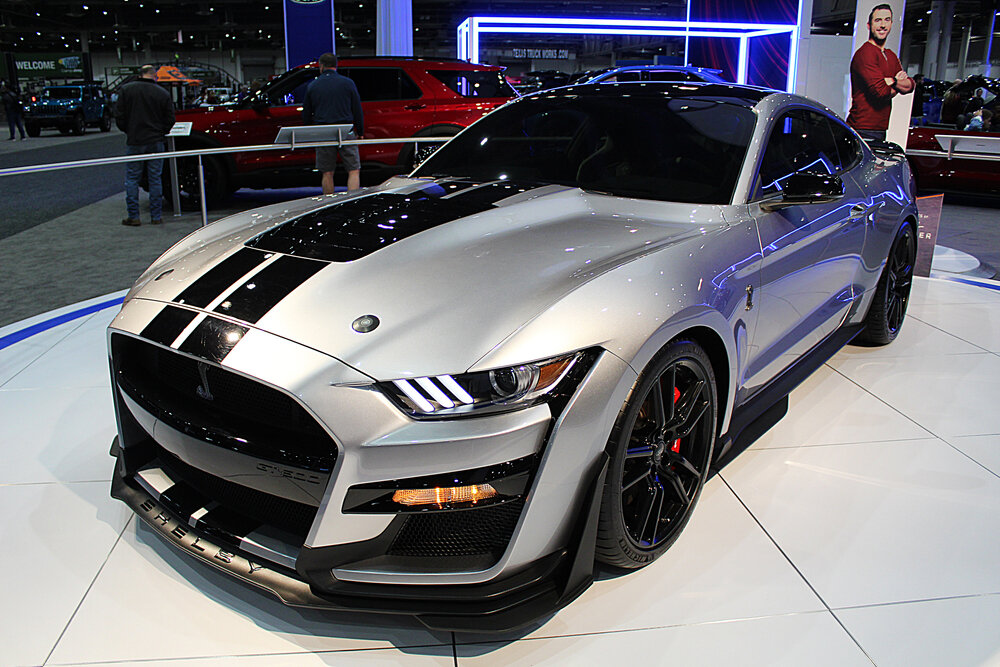 2020 Ford Mustang GT500_shutterstock 1738364630