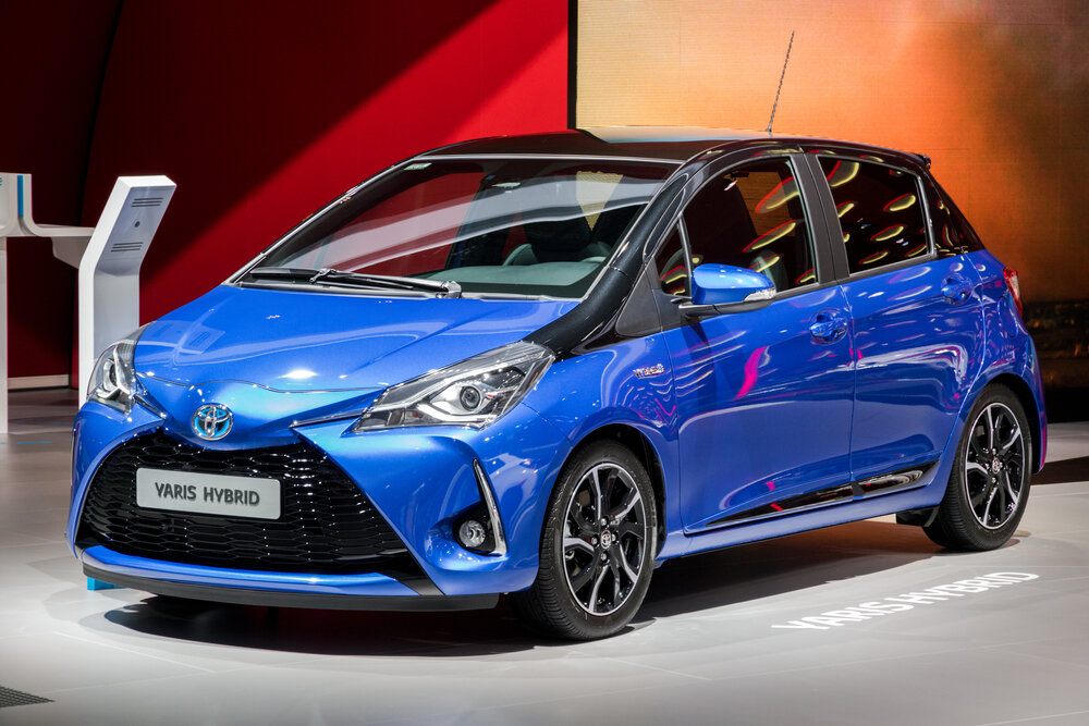 2017 Toyota Yaris Hybrid_shutterstock 716144119