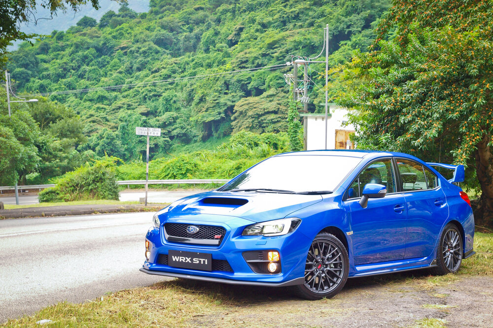 2015 Subaru WRX STI_shutterstock 352181582
