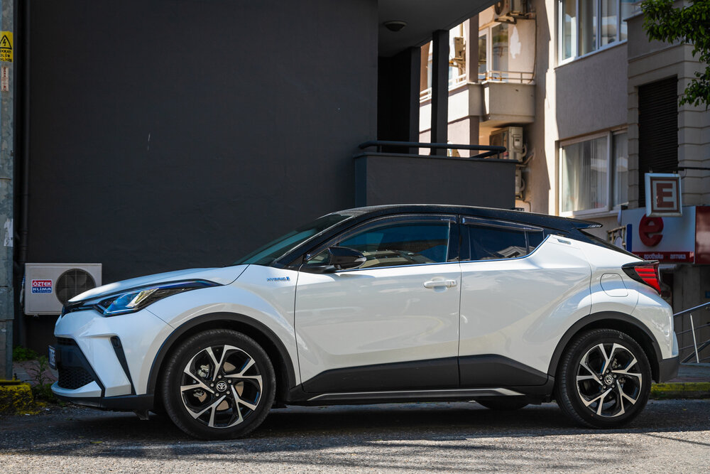 2021 Toyota C HR_shutterstock 1971492305