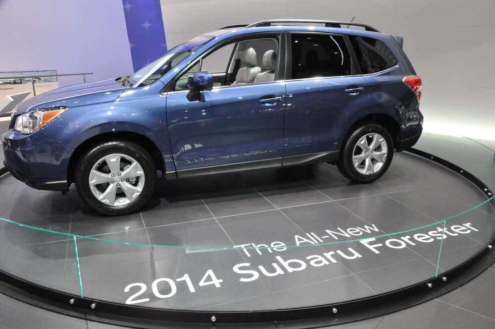 2014 Subaru Forester_shutterstock 124075354