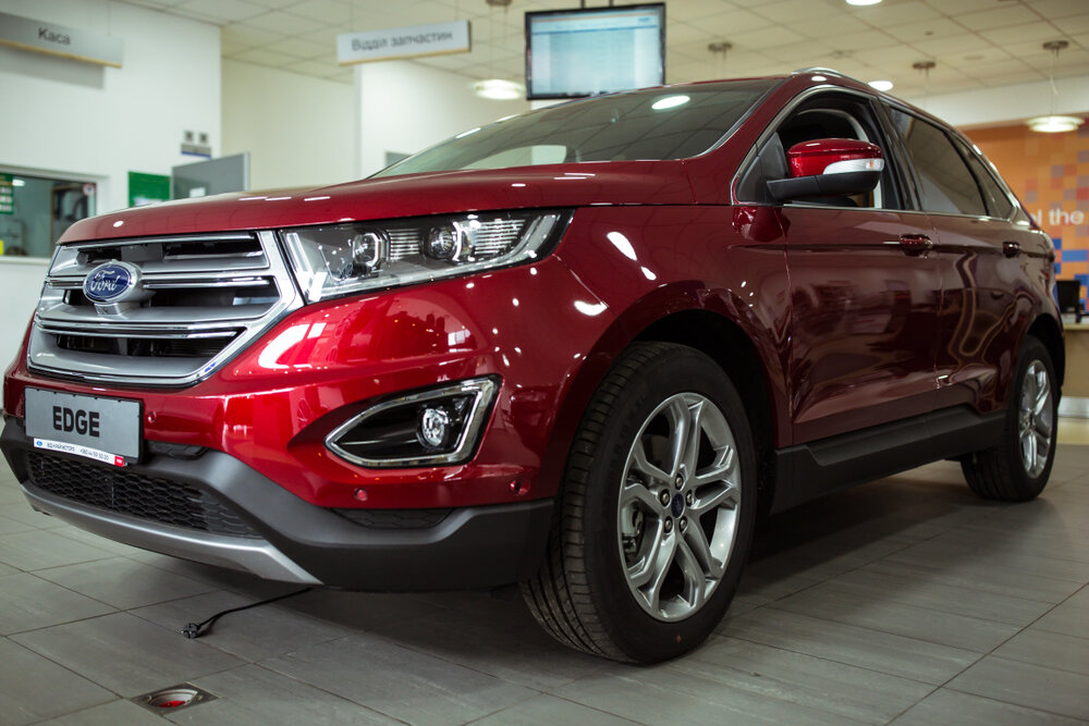 Ford Edge_shutterstock 1117100699