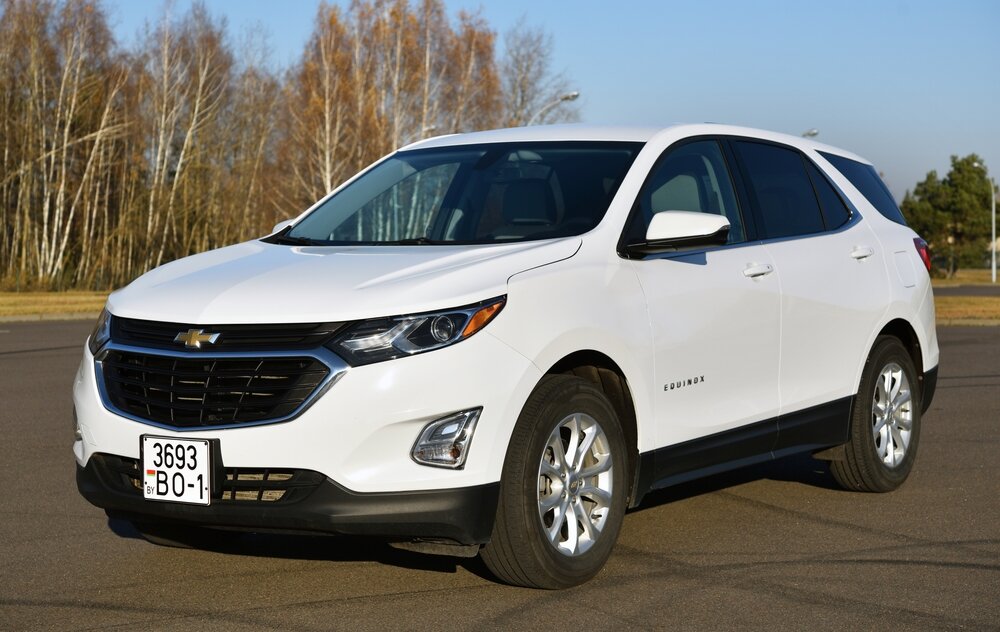 2017 Chevrolet Traverse_shutterstock 2072077178