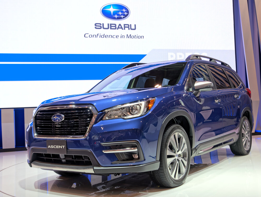 2019 Subaru Ascent_shutterstock 1027773115
