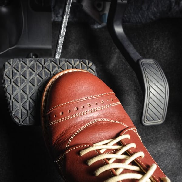 Steering Wheel Shakes While Braking Understanding Causes and Remedies