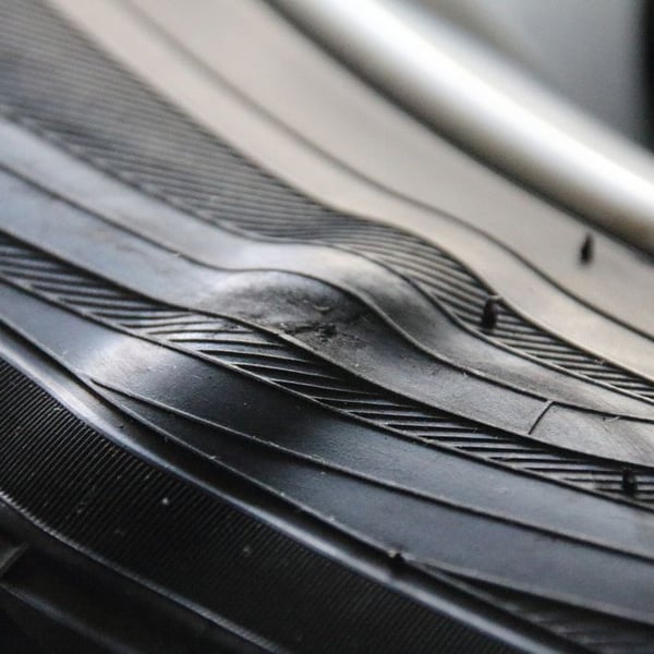 Understanding Tire Bubbles Causes and Prevention Strategies for Safe Driving