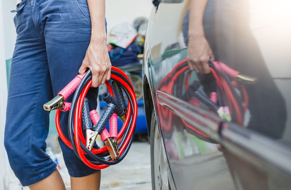 carrying_jumper_cables_shutterstock_348249335