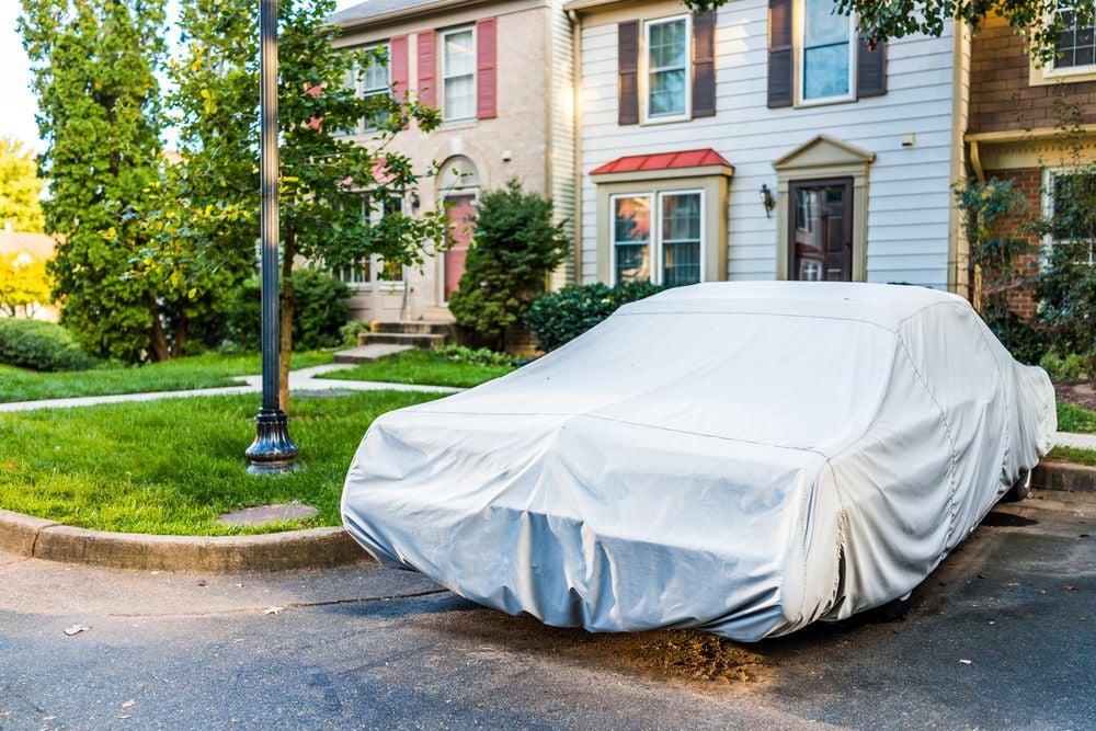 Loose fitting car cover