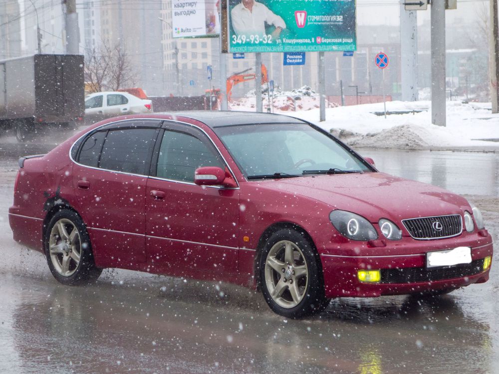 Old Lexus Car with High Mileage