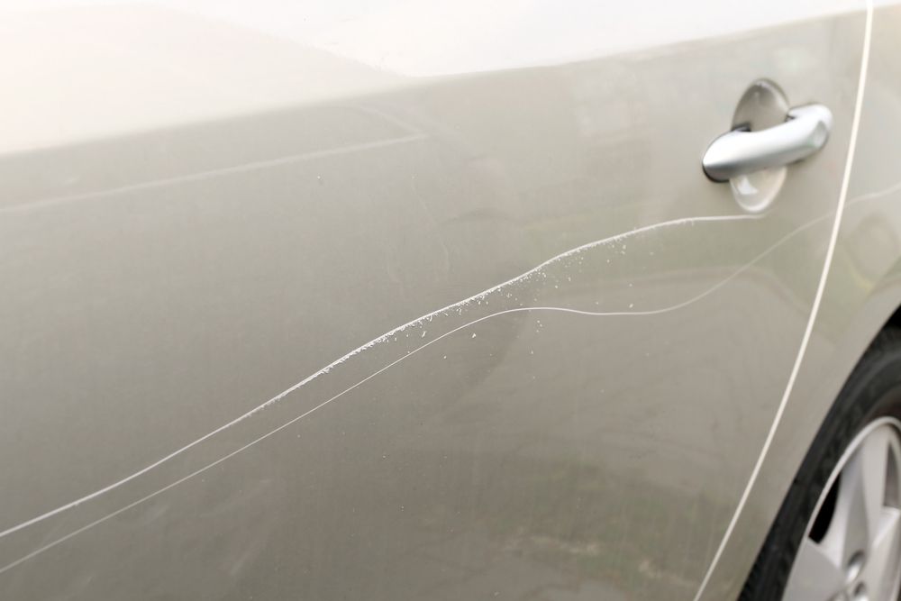 scratch_along_side_of_car_shutterstock_76002598