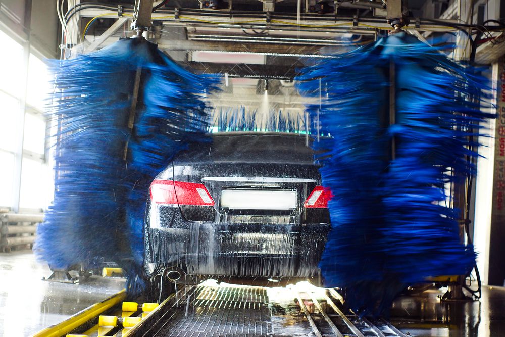 Tunnel car wash