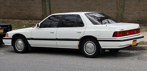 White '90 Acura Legend