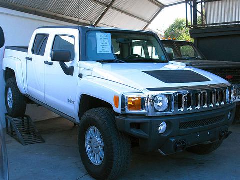 Hummer H3T