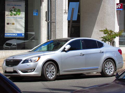 Kia Cadenza V6 EX 2010