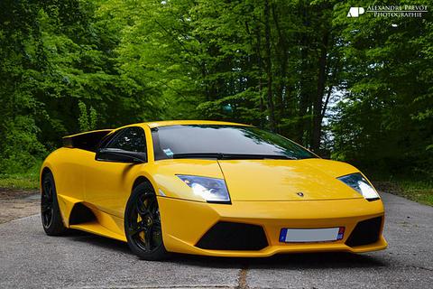 <a href="https://commons.wikimedia.org/w/index.php?curid=29906675" target="_blank">By Alexandre Prévot from Nancy, France - Lamborghini Murciélago LP-640, CC BY-SA 2.0</a>