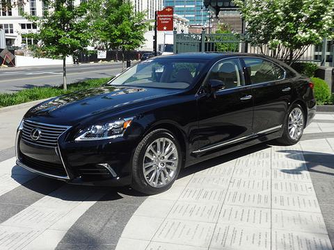 Toyota Lexus LS 460