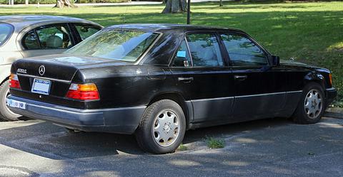 1992 Mercedes-Benz 400E