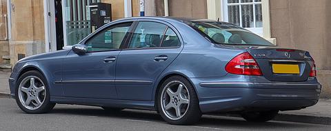 2004 Mercedes-Benz E320