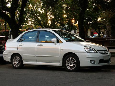 Suzuki Aerio 