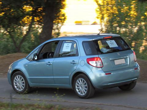 <a href="https://commons.wikimedia.org/w/index.php?curid=34575118" target="_blank">By order_242 from Chile - Suzuki SX4 1.6 GLX 2010, CC BY-SA 2.0</a>