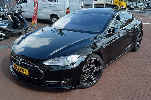 2014 Tesla Model S